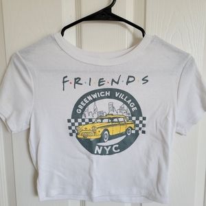 FRIENDS crop tshirt